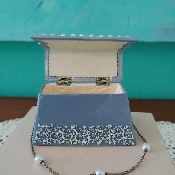 Just The Right Shoe Mini Collectible and Accessory - Picture 4 of 9